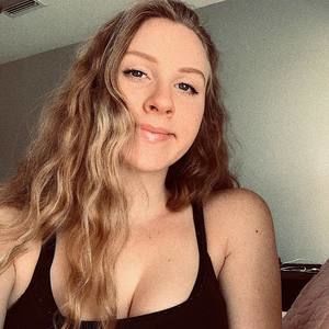 Meet your Posher, Lexi